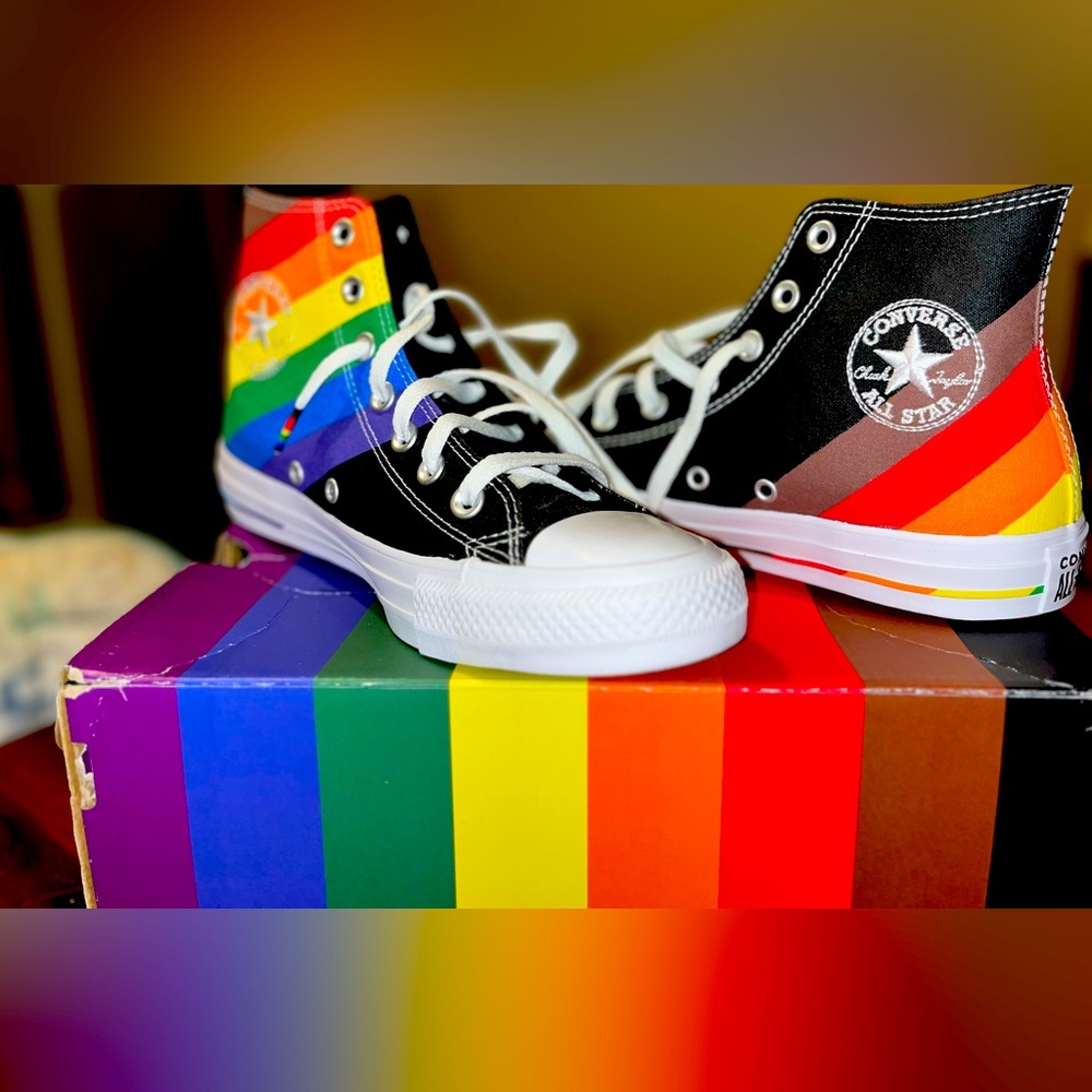 Converse PRIDE high tops!